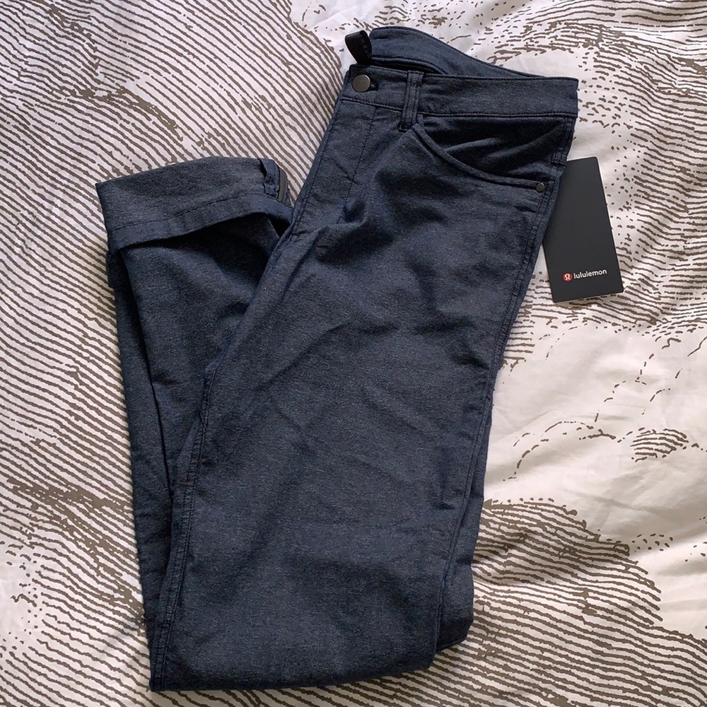 Brand new Lululemon pants men’s 30” waist / 34” L